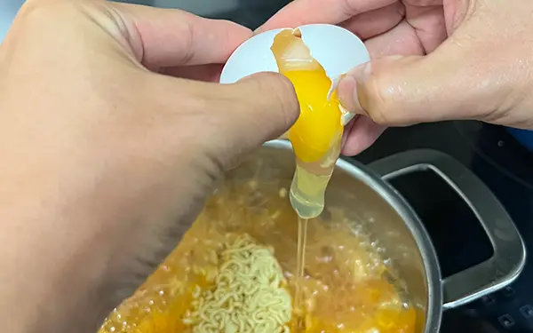 Adding Eggs to Instant Ramen