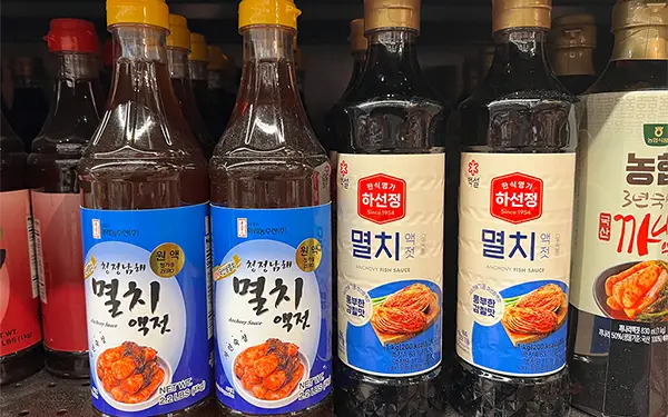 Anchovy Fish Sauce 멸치액젓 (myol-chi-aek-jjot)