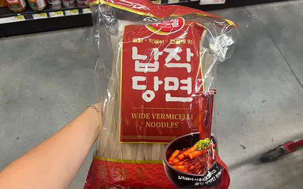 Flat Starch/Glass Noodles 넓은당면/중국당면 (nol-beun-dang-myon/jung-guk-ttang-myon)