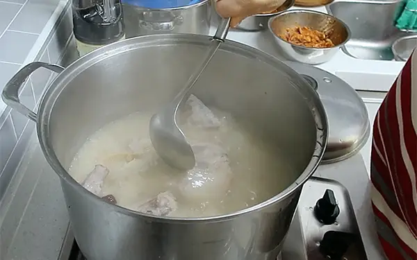 Categories of Korean Soups (찌개,전골,국,탕,해장국,술국,국밥)