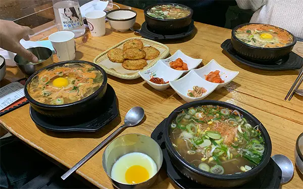 How to Serve Korean Soups