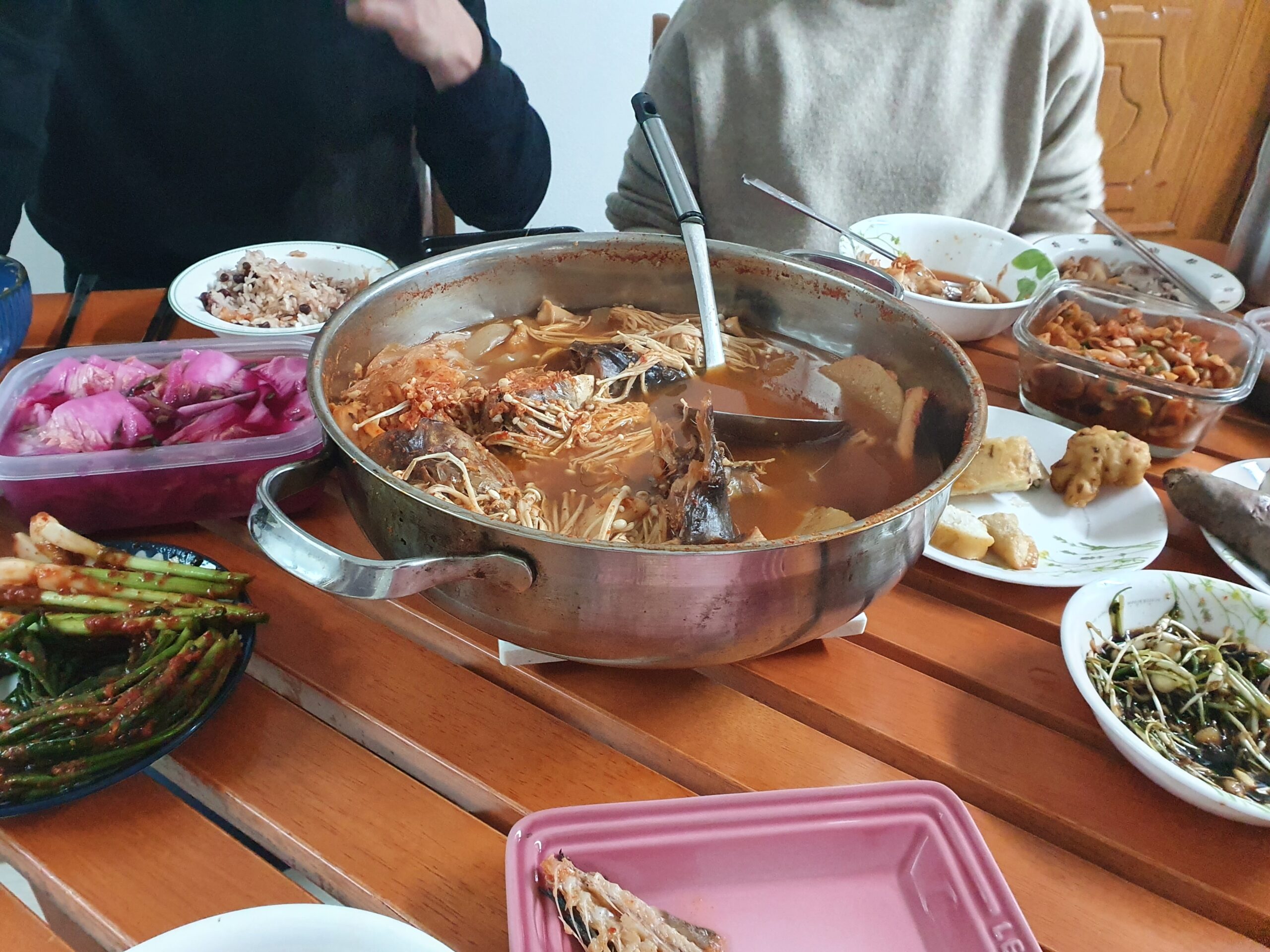 Typical Korean Table Setting